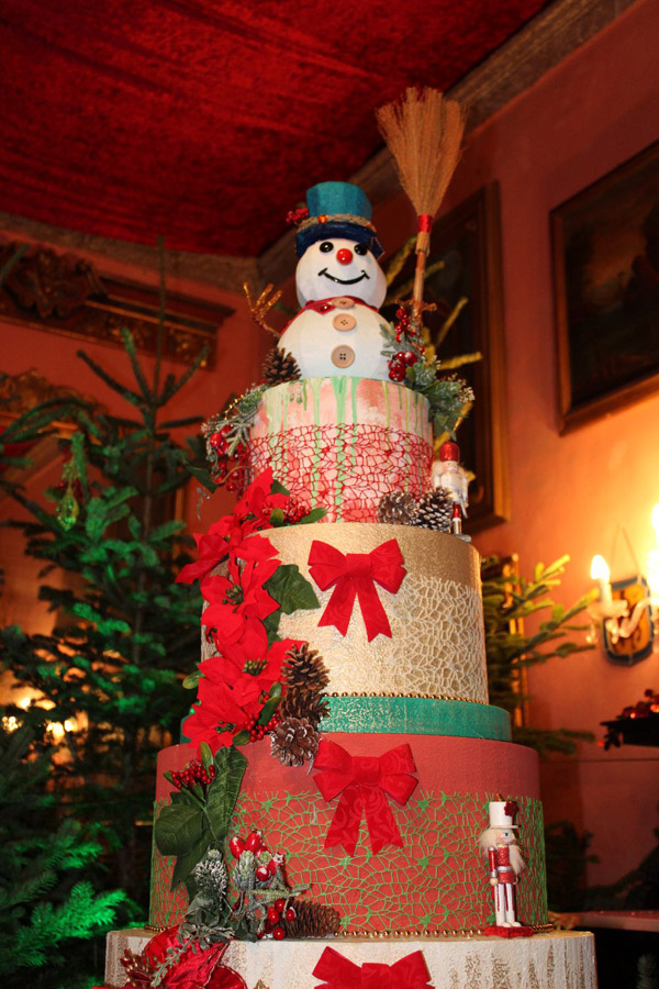 TORTA SCENOGRAFICA nella Camera da Pranzo di Babbo Natale col suo Maggiordomo.